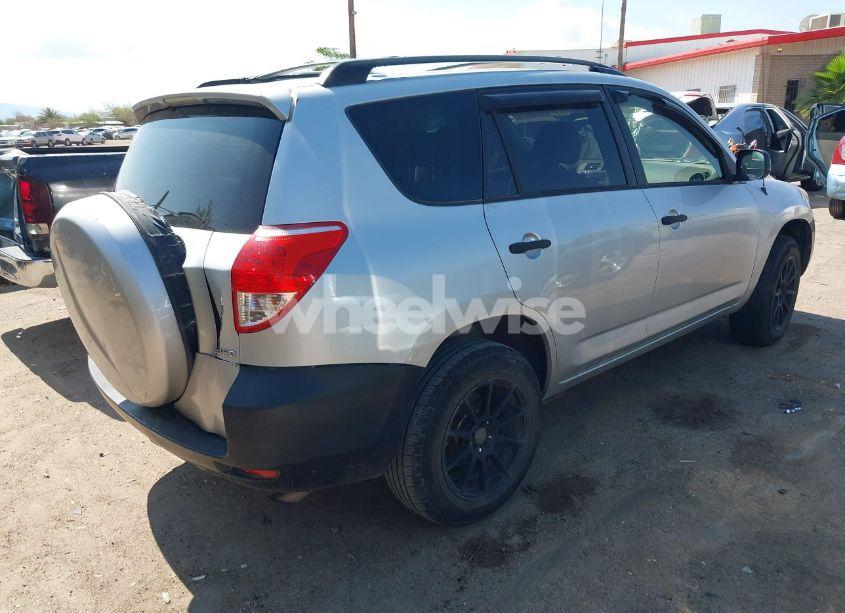 Photo 4 of 2006 Toyota Rav4 (VIN JTMBD33V065007483)