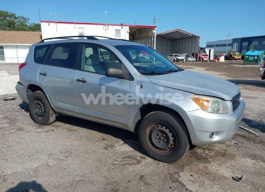 2006 Toyota Rav4 (VIN JTMBD33V065018239) main photo