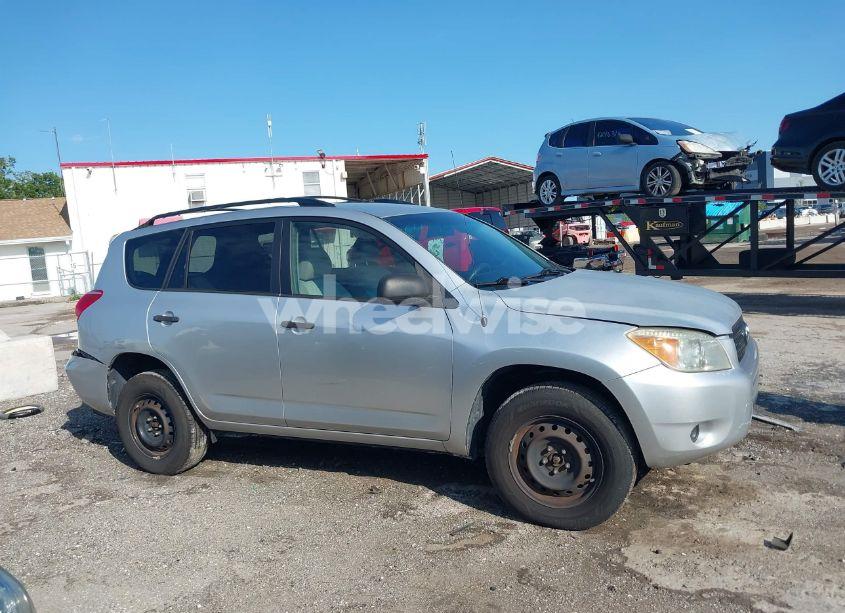 Photo 13 of 2006 Toyota Rav4 (VIN JTMBD33V065018239)