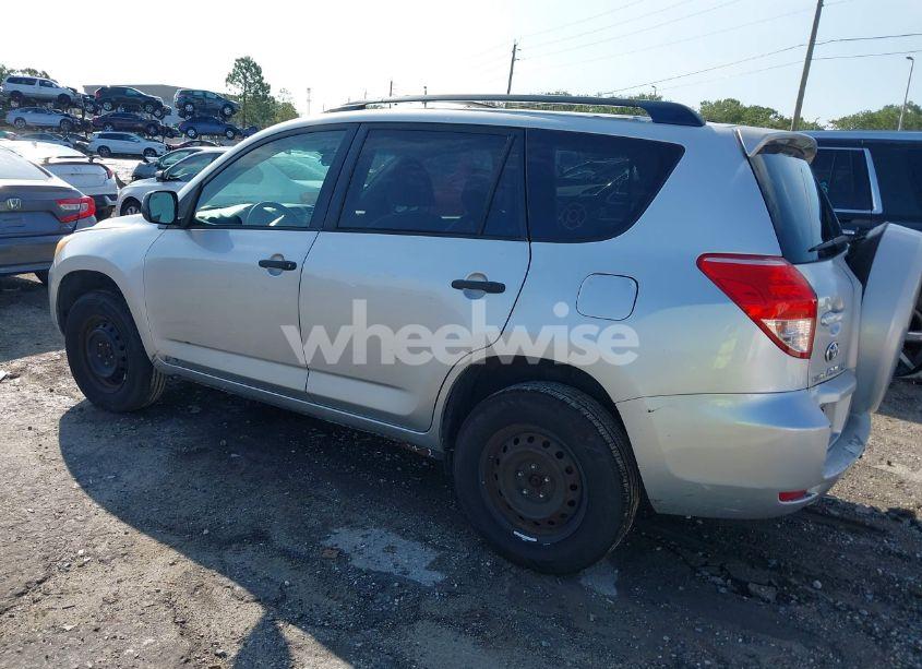 Photo 3 of 2006 Toyota Rav4 (VIN JTMBD33V065018239)