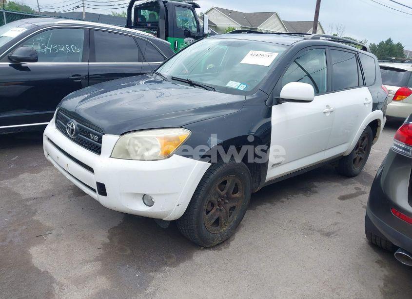 Photo 2 of 2006 Toyota Rav4 (VIN JTMBD33V066022303)