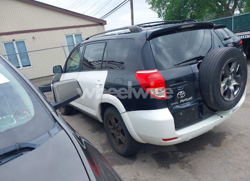 Photo 3 of 2006 Toyota Rav4 (VIN JTMBD33V066022303)