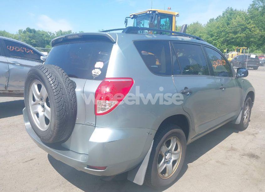 Photo 4 of 2007 Toyota Rav4 (VIN JTMBD33V175105648)