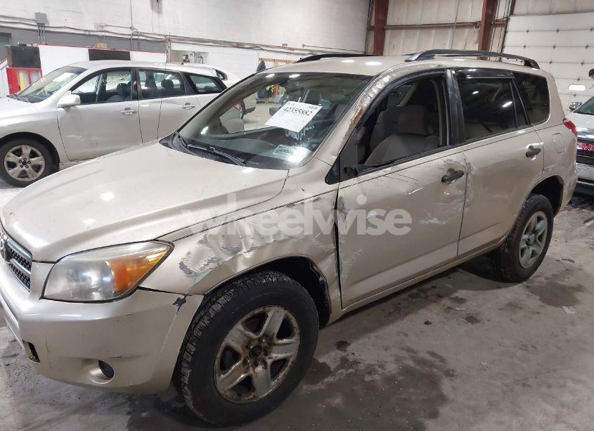 Photo 17 of 2006 Toyota Rav4 (VIN JTMBD33V265001913)