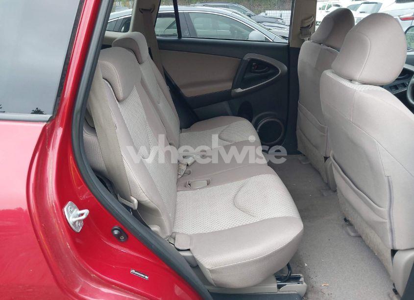 Photo 8 of 2006 Toyota Rav4 (VIN JTMBD33V266016227)