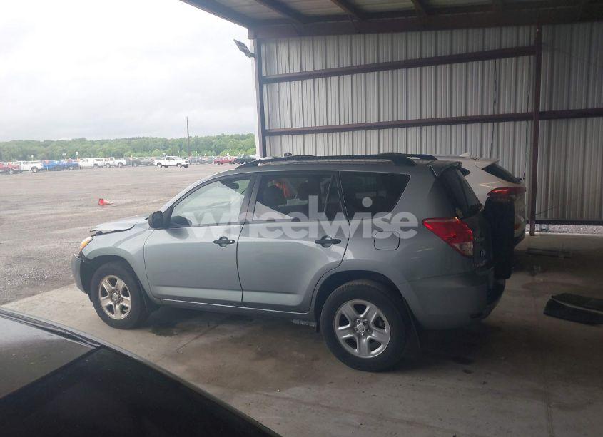 Photo 14 of 2006 Toyota Rav4 (VIN JTMBD33V366018648)