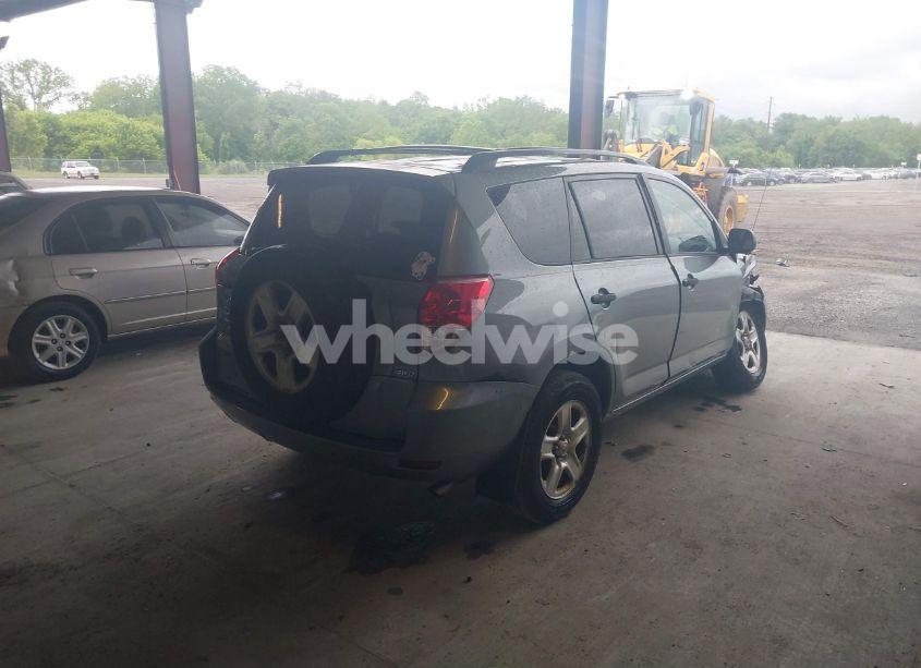 Photo 4 of 2006 Toyota Rav4 (VIN JTMBD33V366018648)