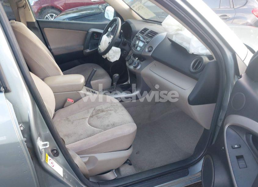 Photo 5 of 2007 Toyota Rav4 (VIN JTMBD33V376043986)