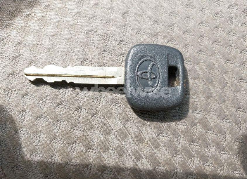 Photo 11 of 2006 Toyota Rav4 (VIN JTMBD33V466010767)