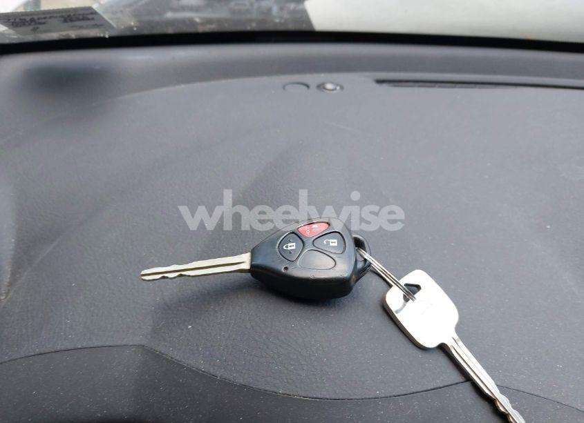 Photo 11 of 2006 Toyota Rav4 (VIN JTMBD33V466020182)