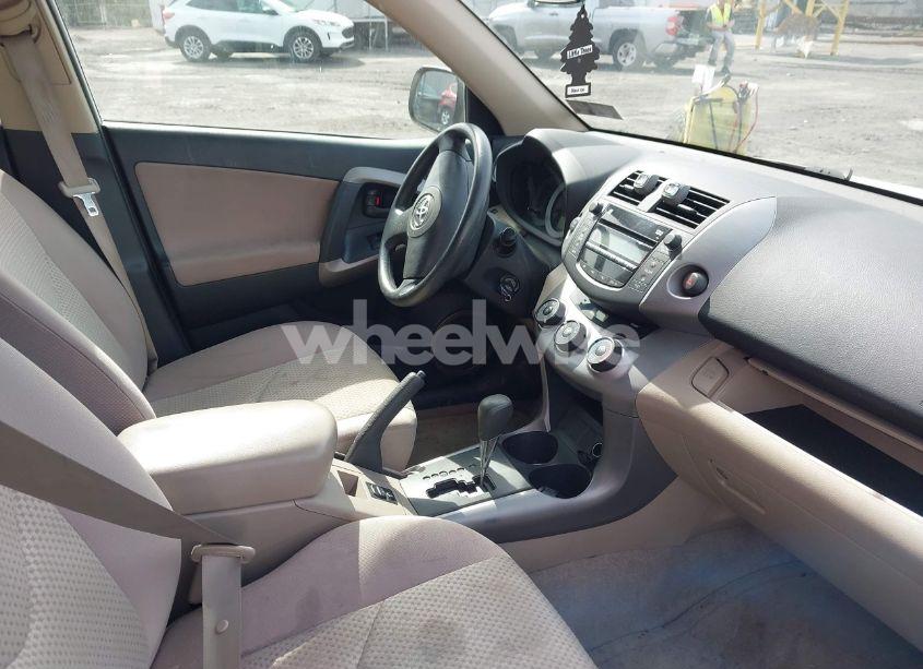 Photo 5 of 2007 Toyota Rav4 (VIN JTMBD33V476052485)