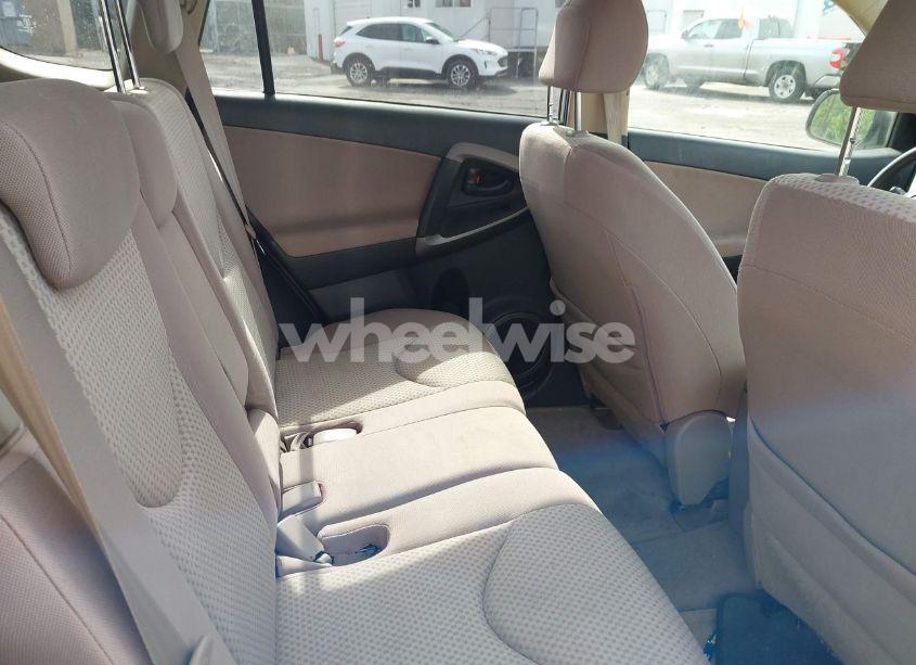 Photo 8 of 2007 Toyota Rav4 (VIN JTMBD33V476052485)