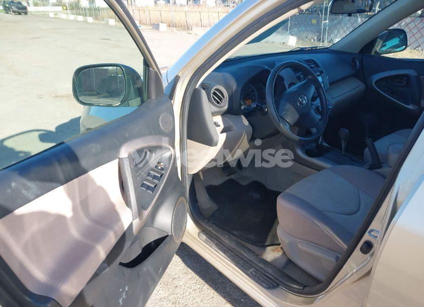 Photo 12 of 2006 Toyota Rav4 (VIN JTMBD33V766018975)