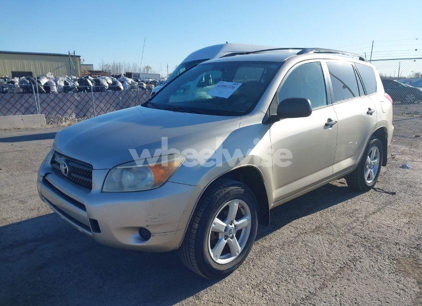 Photo 2 of 2006 Toyota Rav4 (VIN JTMBD33V766018975)