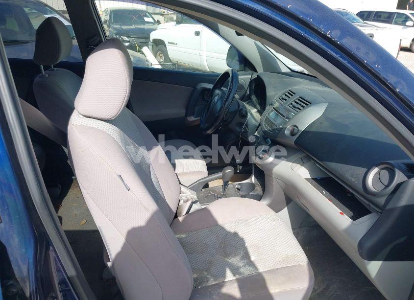 Photo 5 of 2007 Toyota Rav4 (VIN JTMBD33V775088452)