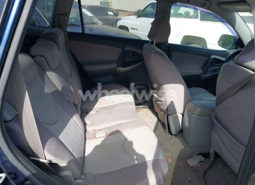 Photo 8 of 2007 Toyota Rav4 (VIN JTMBD33V775088452)