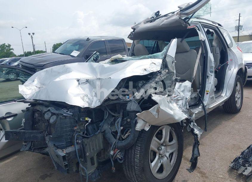 Photo 2 of 2009 Toyota Rav4 (VIN JTMBF33V19D003303)