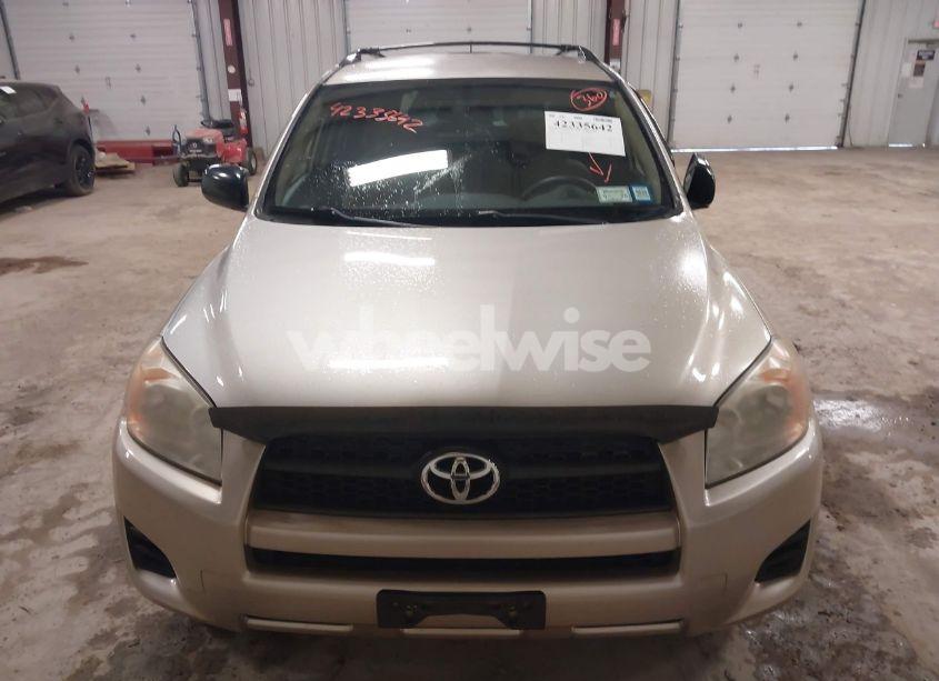 Photo 12 of 2009 Toyota Rav4 (VIN JTMBF33V39D011743)