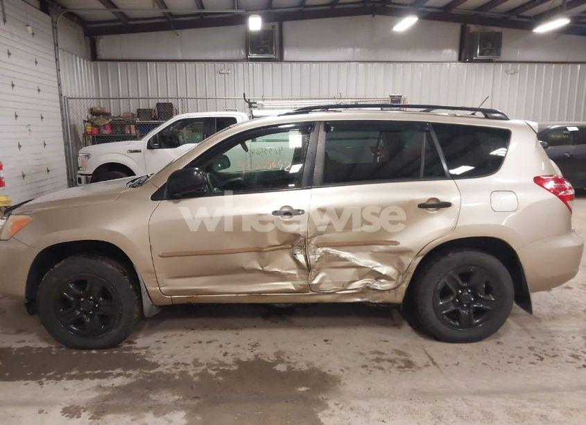 Photo 14 of 2009 Toyota Rav4 (VIN JTMBF33V39D011743)