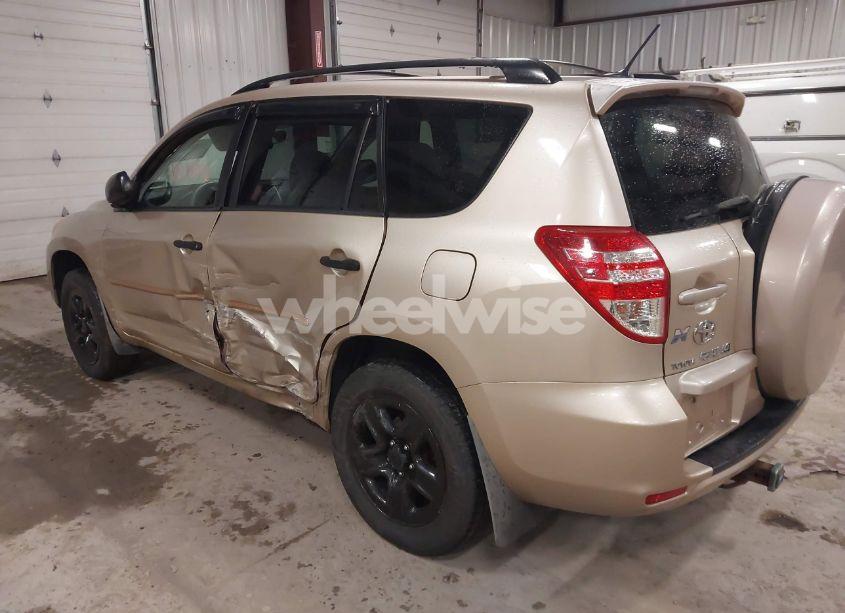 Photo 3 of 2009 Toyota Rav4 (VIN JTMBF33V39D011743)