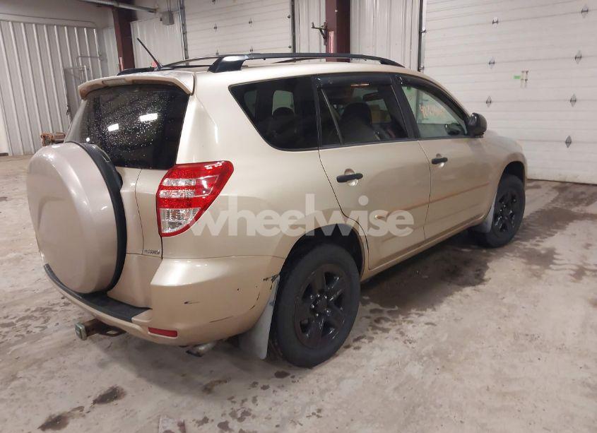 Photo 4 of 2009 Toyota Rav4 (VIN JTMBF33V39D011743)