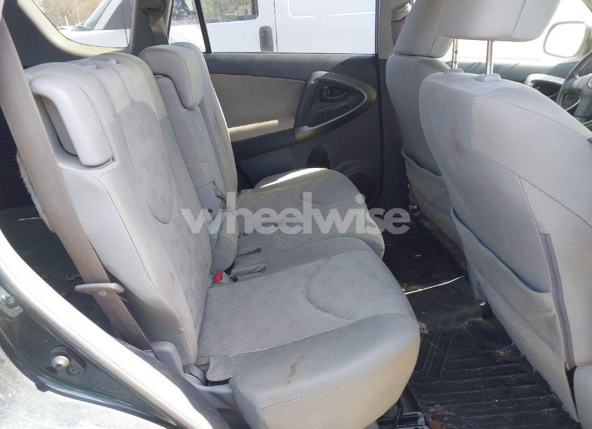 Photo 8 of 2009 Toyota Rav4 (VIN JTMBF33V49D008494)