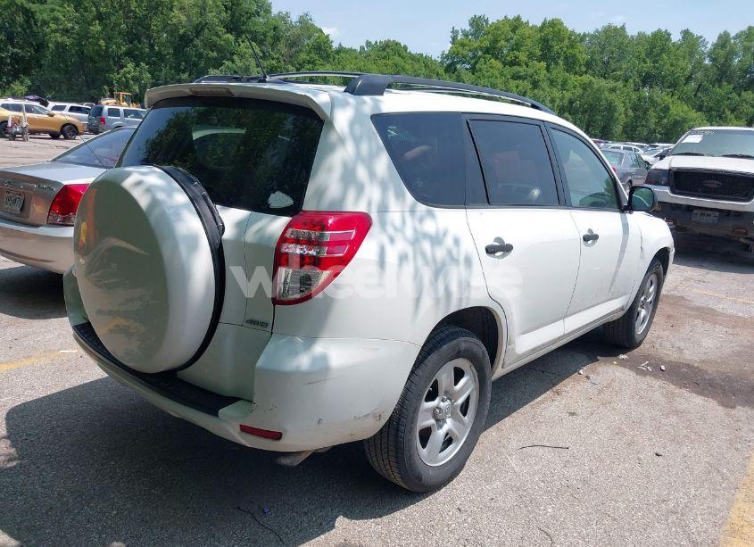 Photo 4 of 2009 Toyota Rav4 (VIN JTMBF33V49D011783)