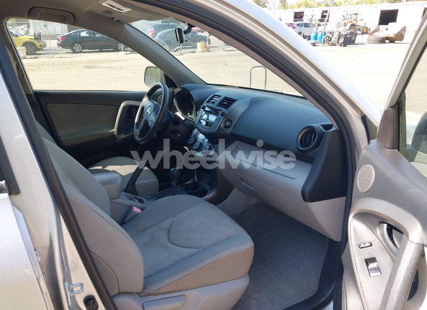 Photo 5 of 2009 Toyota Rav4 (VIN JTMBF33V59D009024)