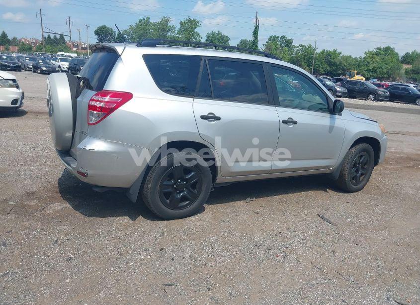 Photo 4 of 2009 Toyota Rav4 (VIN JTMBF33V695012184)