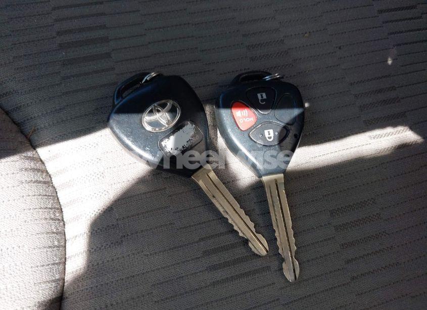 Photo 11 of 2010 Toyota Rav4 (VIN JTMBF4DV3AD031287)