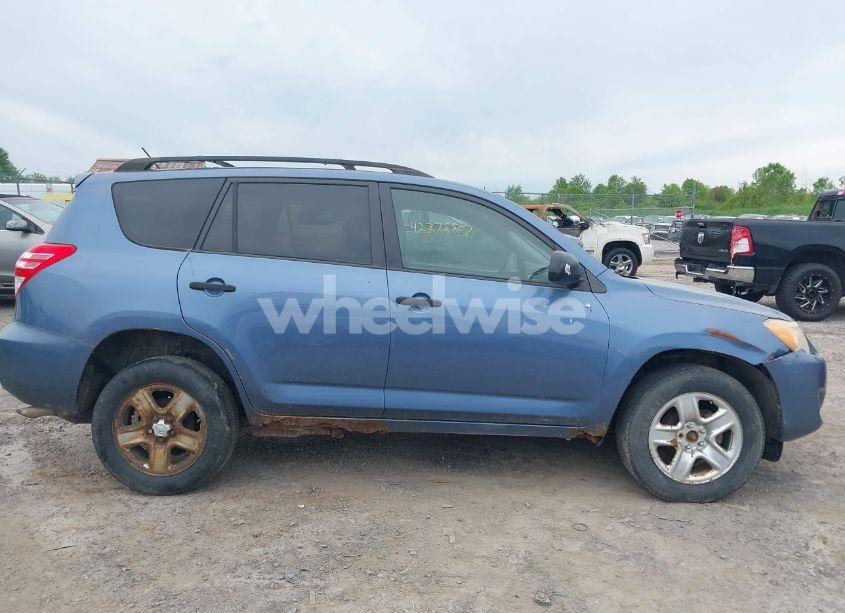 Photo 13 of 2011 Toyota Rav4 (VIN JTMBF4DV6BD042494)