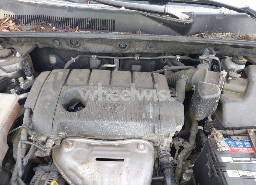 Photo 10 of 2011 Toyota Rav4 (VIN JTMBF4DV8B5049795)