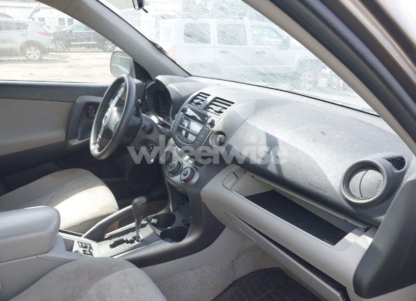 Photo 17 of 2011 Toyota Rav4 (VIN JTMBF4DV8B5049795)