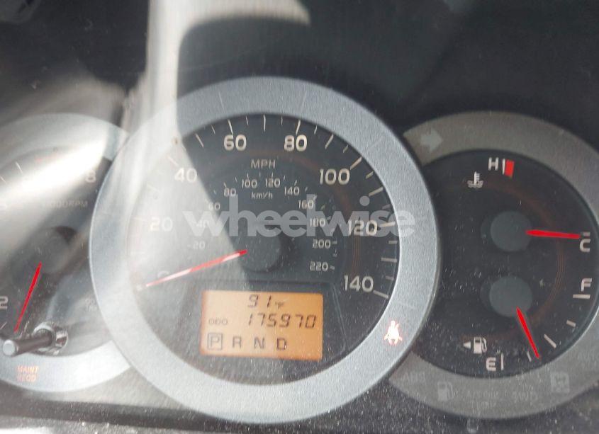 Photo 7 of 2011 Toyota Rav4 (VIN JTMBF4DV8B5049795)