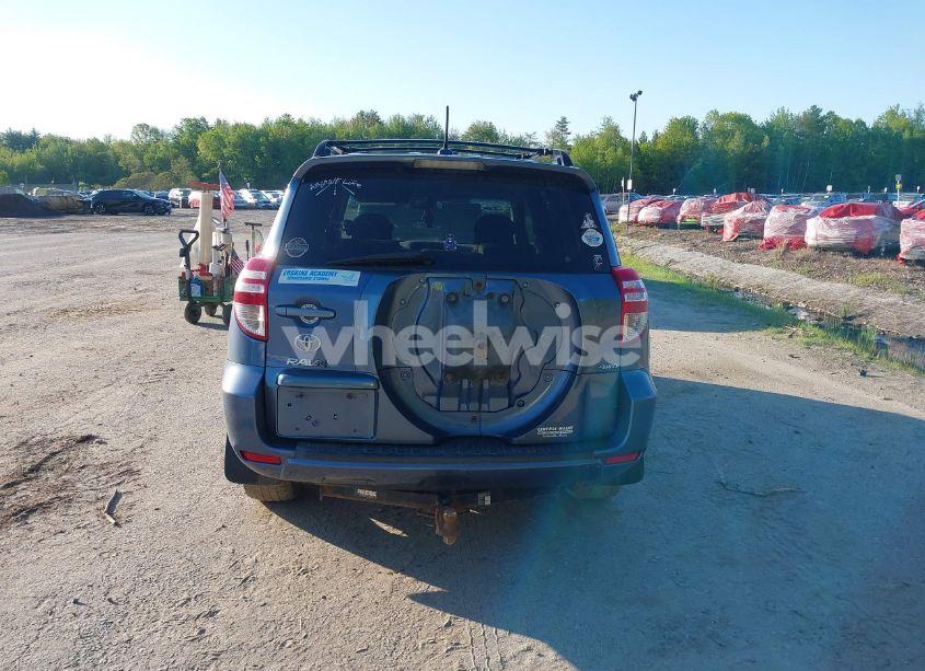 Photo 16 of 2011 Toyota Rav4 (VIN JTMBF4DVXBD042692)