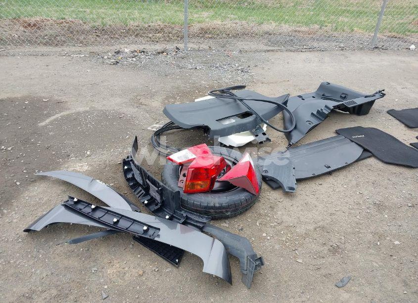 Photo 12 of 2015 Toyota Rav4 LE (VIN JTMBFREV0FD114243)