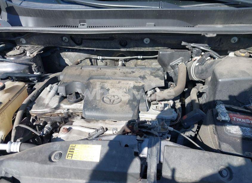 Photo 10 of 2015 Toyota Rav4 LE (VIN JTMBFREV0FJ030182)