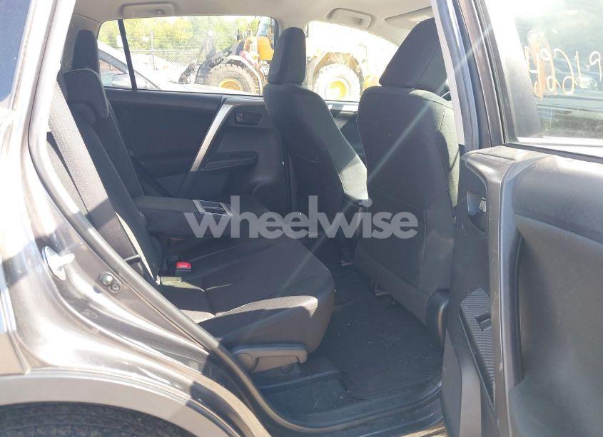 Photo 8 of 2015 Toyota Rav4 LE (VIN JTMBFREV0FJ030182)