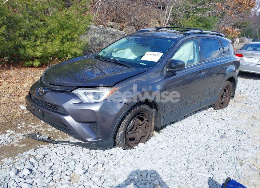 Photo 2 of 2017 Toyota Rav4 LE (VIN JTMBFREV0HJ116420)