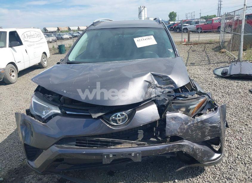 Photo 13 of 2016 Toyota Rav4 LE (VIN JTMBFREV1GJ091168)