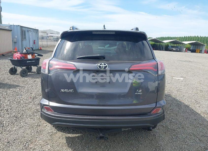 Photo 17 of 2016 Toyota Rav4 LE (VIN JTMBFREV1GJ091168)