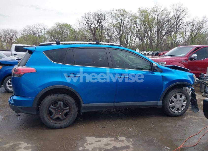 Photo 13 of 2017 Toyota Rav4 LE (VIN JTMBFREV2HJ151363)
