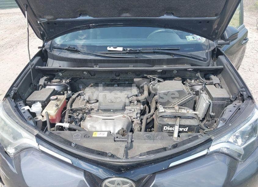 Photo 10 of 2017 Toyota Rav4 LE (VIN JTMBFREV2HJ701869)