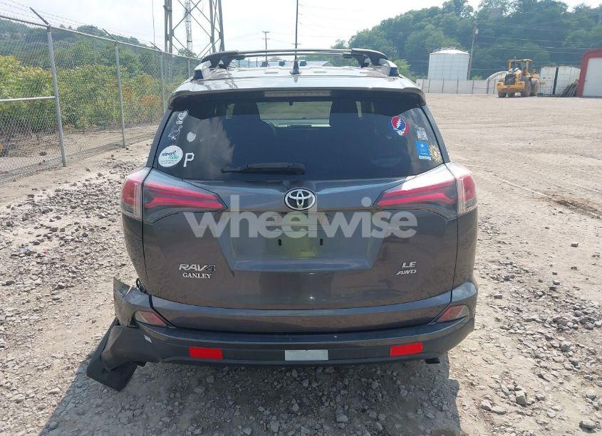 Photo 16 of 2017 Toyota Rav4 LE (VIN JTMBFREV2HJ701869)