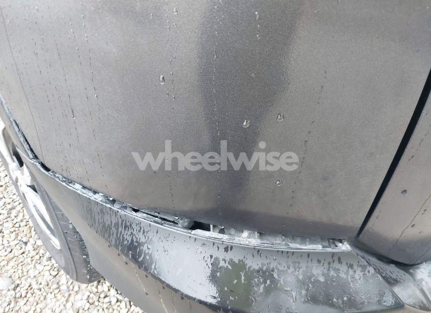 Photo 18 of 2015 Toyota Rav4 LE (VIN JTMBFREV3FJ035828)