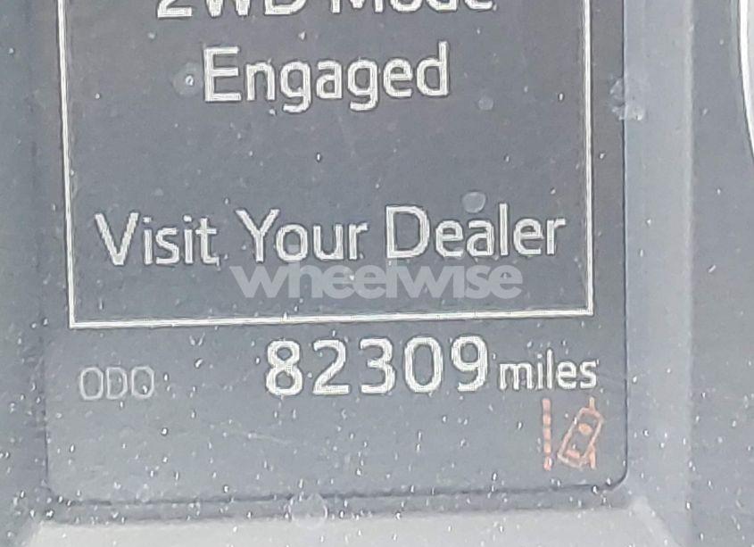 Photo 16 of 2018 Toyota Rav4 LE (VIN JTMBFREV3JJ194194)