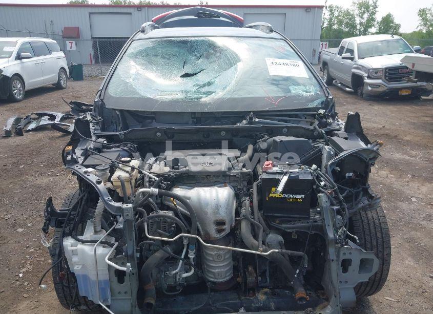 Photo 6 of 2018 Toyota Rav4 LE (VIN JTMBFREV3JJ194194)