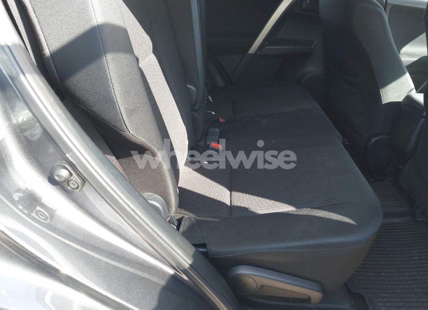 Photo 8 of 2017 Toyota Rav4 LE (VIN JTMBFREV5HJ160803)