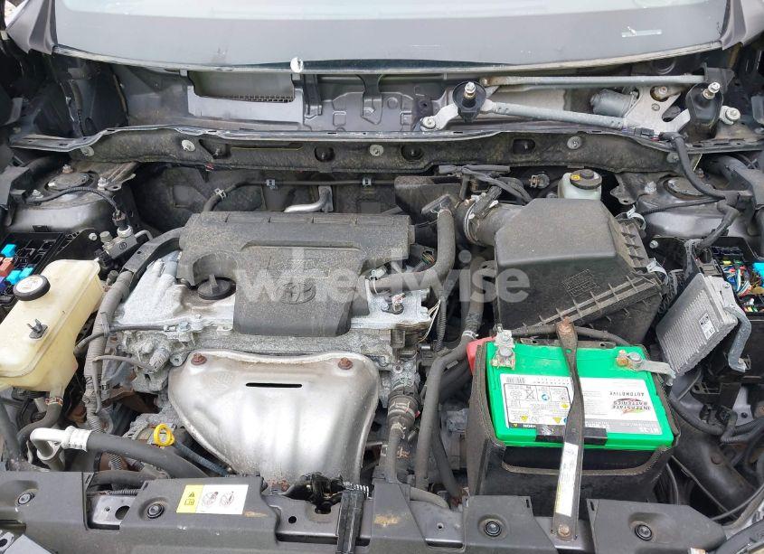 Photo 10 of 2018 Toyota Rav4 LE (VIN JTMBFREV5JJ726531)