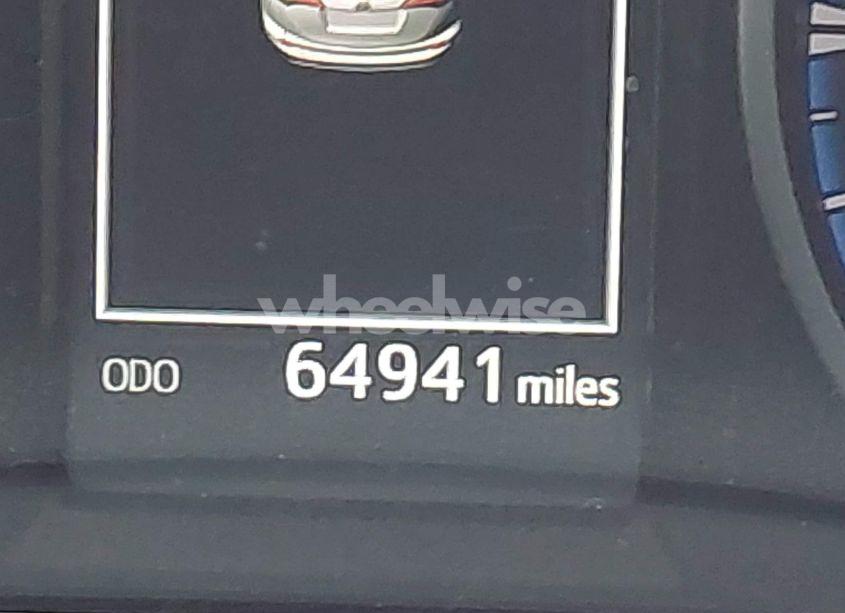 Photo 15 of 2018 Toyota Rav4 LE (VIN JTMBFREV5JJ727985)